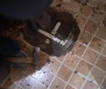 山南卫生间漏水维修公司为您分享下卫生间渗水如何处理及注意事项