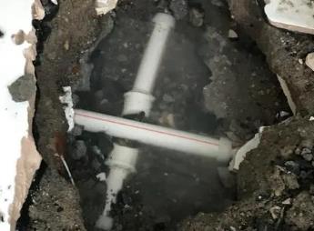 山南阳台漏水维修公司为您分享楼上楼下漏水怎么处理
